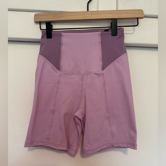 NWT For Love And Lemons Purple Bike Shorts XS - Picture 1 of 3